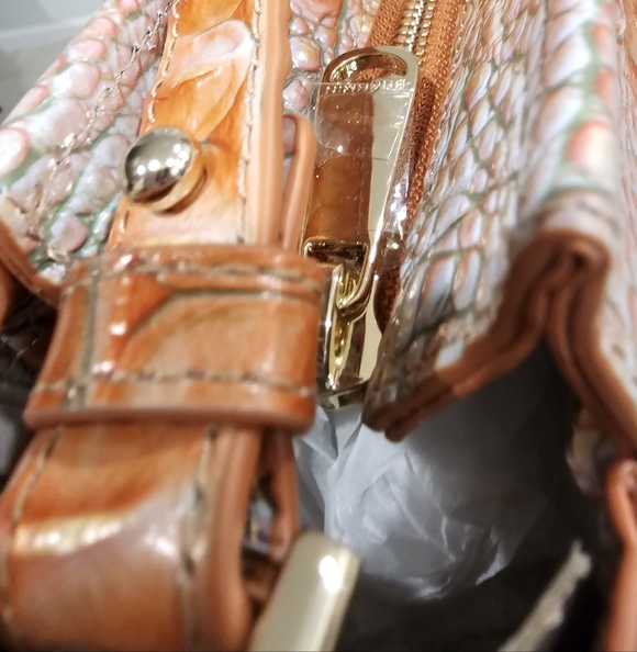 Crossbody - Picture 12 of 14